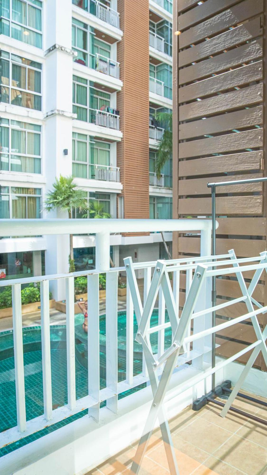 Recently Renovated Pool View Apartment In Modern Complex Patong Exterior foto